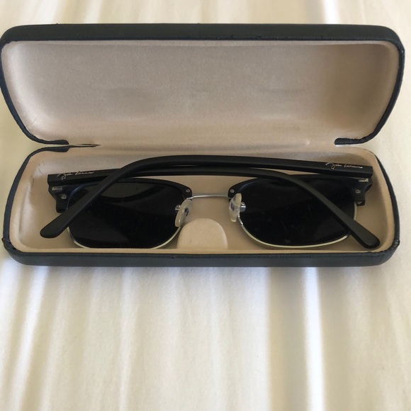 Unisex polarized sunglasses! - Picture 2 of 3